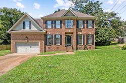 4924 Seiner Ct Hermitage, TN 37076