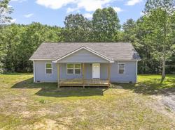 6016 Gray Fox Lane Nunnelly, TN 37137