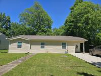 107 Gentry St Tullahoma, TN 37388