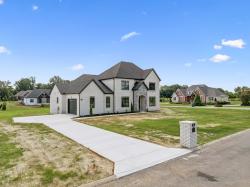 16 Blairmont Ct Winchester, TN 37398