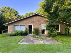 3023 Highway 120 Bumpus Mills, TN 37028