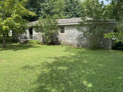 139 High Ave Fayetteville, TN 37334