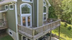 4042 Jones Hollow Rd Lobelville, TN 37097