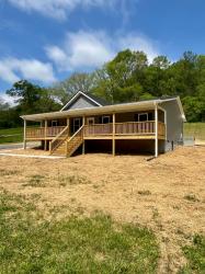 51 Kemp Hollow Road Pleasant Shade, TN 37145