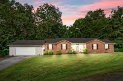 101 Crow Road Dover, TN 37058