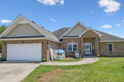 263 Riva Lake Rd Winchester, TN 37398