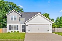1481 Fredrick Dr Clarksville, TN 37042
