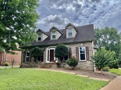 5713 Saint Charles Ct Hermitage, TN 37076