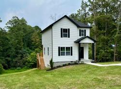 106 Hillcrest Drive Dover, TN 37058