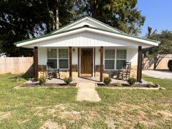 502 E Market St Decherd, TN 37324