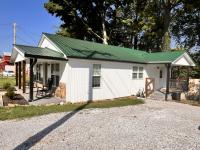 502 E Market St Decherd, TN 37324