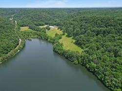 189 Cross Creek Dr Manchester, TN 37355