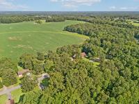 2153 Safe Haven Cir Estill Springs, TN 37330