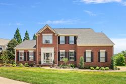 6744 N Creekwood Dr Brentwood, TN 37027