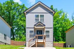 44 Cave Springs Rd Clarksville, TN 37042