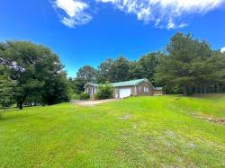 104 Tobaccoport Dock Rd Bumpus Mills, TN 37028