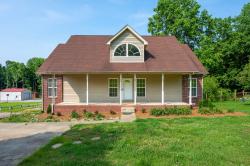 2789 Highway 12 N Chapmansboro, TN 37035