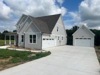 102 Summer Lake Ct Winchester, TN 37398