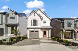 12 Dutch Drive Clarksville, TN 37043