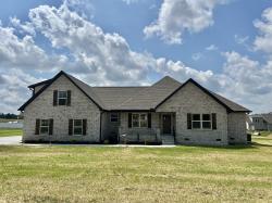 255 Randall Ln Manchester, TN 37355