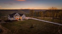 155 River View Court Jasper, TN 37347