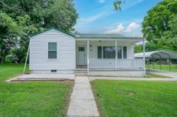 400 7th Ave Fayetteville, TN 37334
