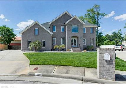 Ocean Lakes Homes for Sale in the Strawbridge area of Virginia Beach
