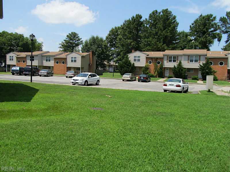 406 Division Street S, Suffolk, VA 23434