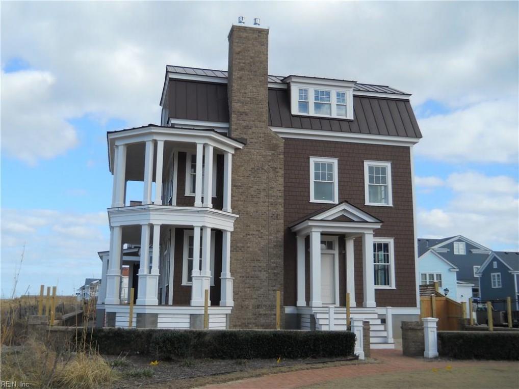 9750 28th Bay St Street, Norfolk, VA 23518