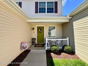 Photo of property at 28 Harding Avenue