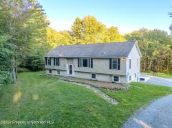 31 Halawasa Lane Lake Ariel, PA 18436