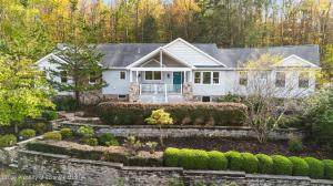 Photo of property at 118 Autumn View Lane