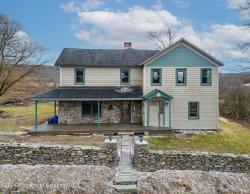 1642 Airport Road Clifford Twp, PA 18421