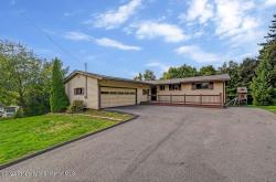 104 Hemlock Drive Clarks Summit, PA 18411