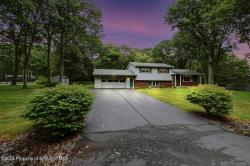 749 Elkview Drive Clifford Twp, PA 18421