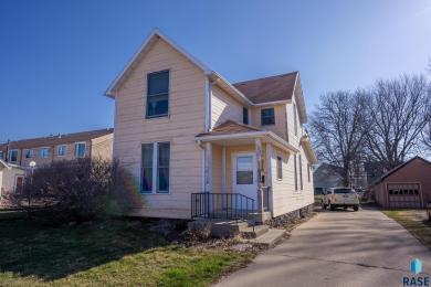 216 S Walts Ave Sioux Falls, SD 57104