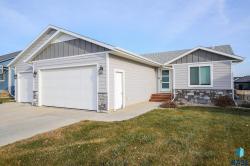 4004 S Infield Ave Sioux Falls, SD 57110