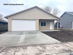 111 2Nd Ave Canistota, SD 57012