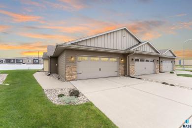2324 S Mary Beth Ave Sioux Falls, SD 57106