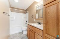 6020 S Kerry Ave 6020 Sioux Falls, SD 57106