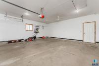6020 S Kerry Ave 6020 Sioux Falls, SD 57106