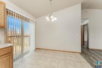 6020 S Kerry Ave 6020 Sioux Falls, SD 57106