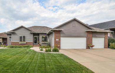 7608 W Stanford Dr Sioux Falls, SD 57106