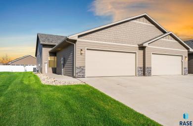 6215 S Vineyard Ave Sioux Falls, SD 57108