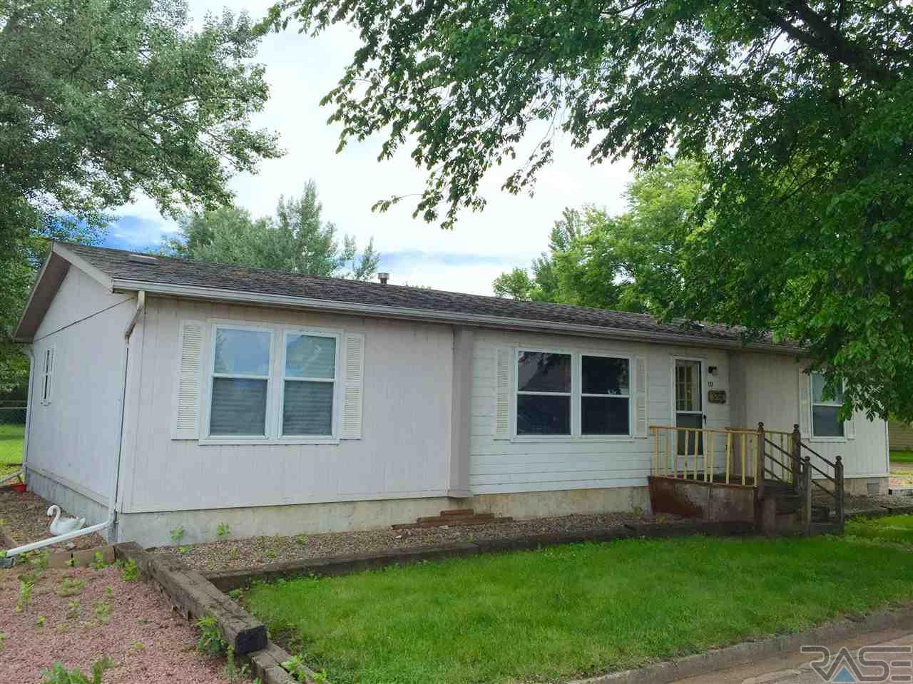 New Price on 131 W Drake Ave. Salem, SD $43,000!