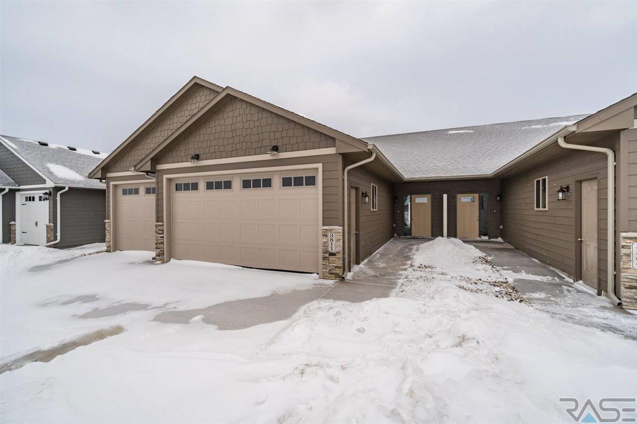 Mls 21800856 3811 E 68th St Sioux Falls Sd 57108 3811 E 68th St Sioux Falls Sd 57108
