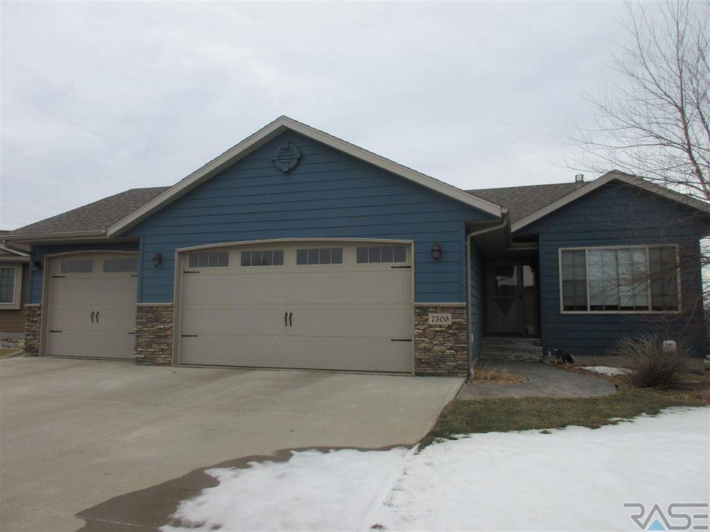 Mls 21802134 7509 W Grinnell Cir Sioux Falls Sd 57106 7509 W Grinnell Cir Sioux Falls Sd 57106