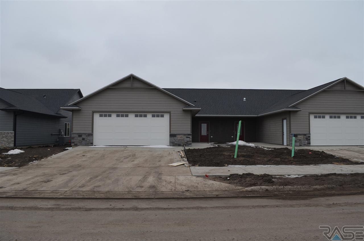 2305 N Main Ave Tea, SD 57064