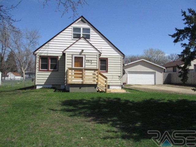 Nicely updated Sioux Falls home now SOLD!