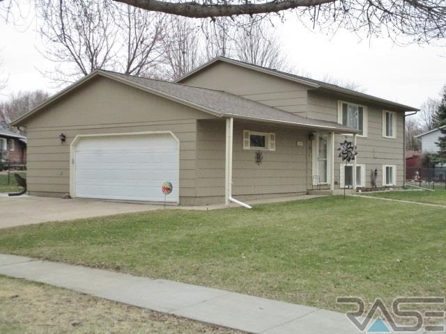 Beautiful 3 Bed, 2 Bath Sioux Falls Home NOW For Sale!